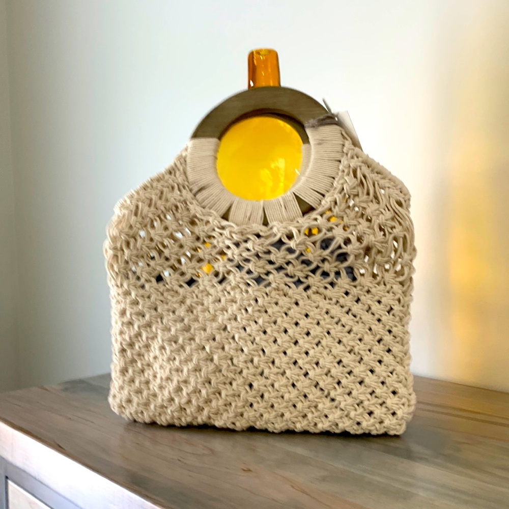 NWT - Handbag Round Wooden Handles